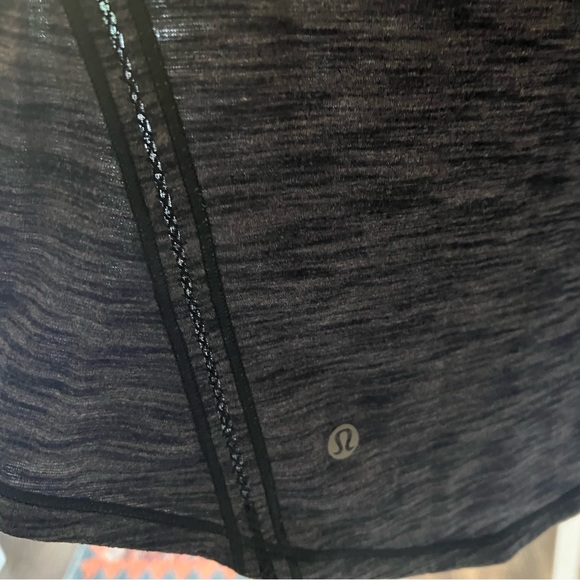 Lululemon long sleeved tee - Picture 7 of 11
